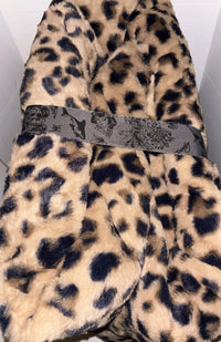 Cheetah Leopard Print Faux Fur Comforter (King)